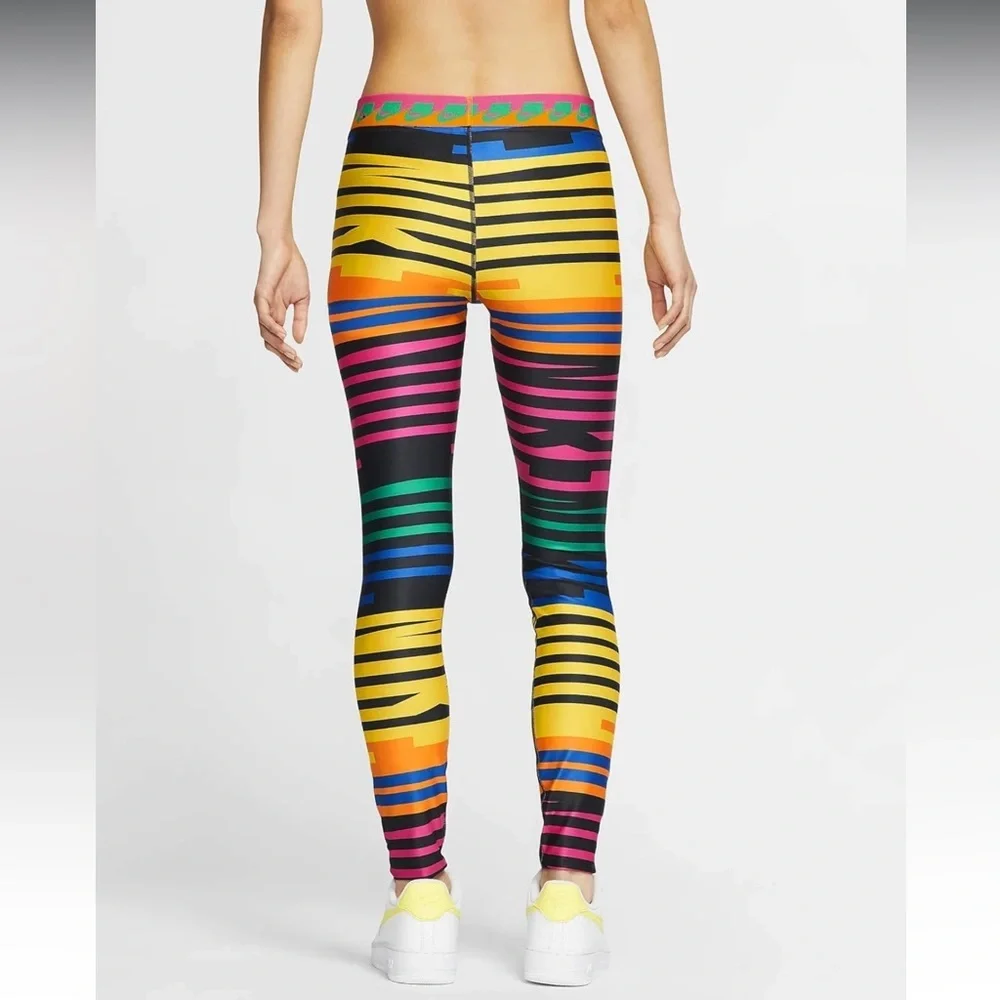 Nike Sportswear NSW Women's Printed Leggings Watermelon Size M activewear - Picture 4 of 13